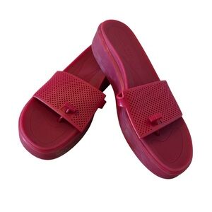 Donald Pliner Bondi Jelly Sandal Red Festival Slide Platform Y2K 
Size 7